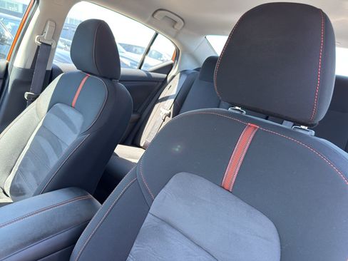 Certified 2024 Nissan Sentra SR FWD image 27