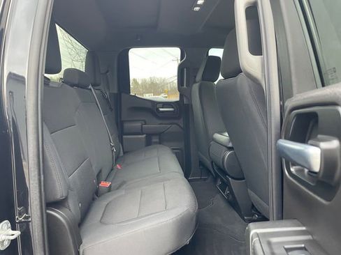 Used 2020 Chevrolet Silverado 1500 Custom w/ Custom Value Package image 14