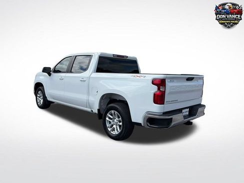 Used 2023 Chevrolet Silverado 1500 LT AWD/4WD image 3