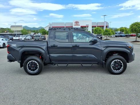 New 2026 Toyota Tacoma TRD Off-Road AWD/4WD image 3
