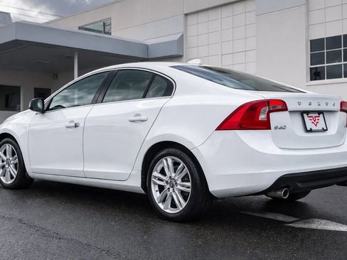 Used 2013 Volvo S60 T5 image 6