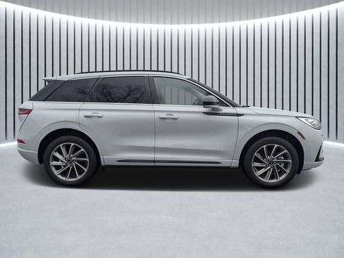 New 2026 Lincoln Corsair Grand Touring image 2
