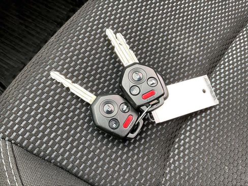 Used 2018 Subaru Outback 2.5i Premium image 14