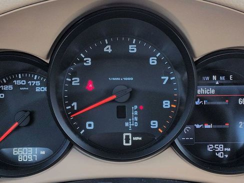 Used 2013 Porsche 911 Carrera w/ Bose Audio Pkg RWD image 31