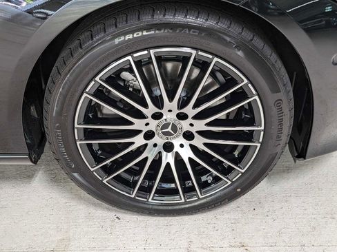 Used 2025 Mercedes-Benz C 300 4MATIC Sedan image 9