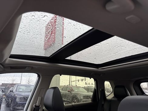 Certified 2023 Nissan Rogue SV w/ SV Premium B Package image 17