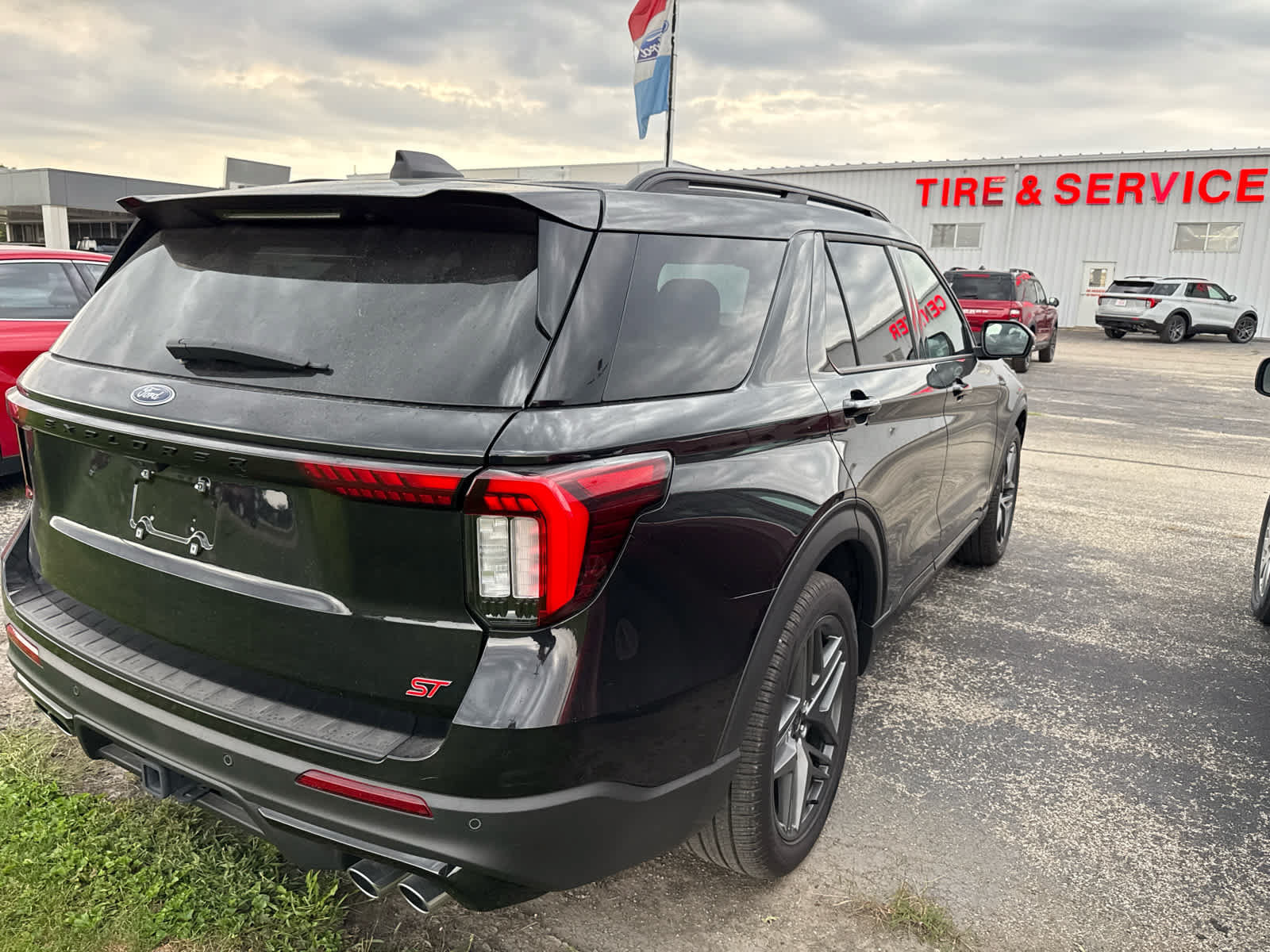 Used 2026 Ford Explorer ST w/ Sun And Sound Package AWD/4WD image 5