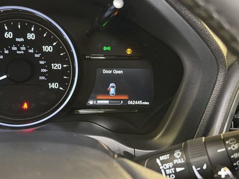 Used 2021 Honda HR-V EX-L image 32