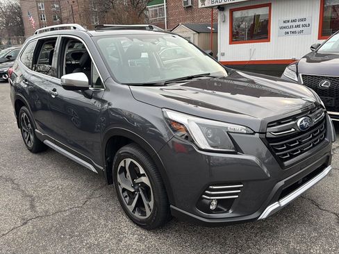 Used 2024 Subaru Forester Touring image 10
