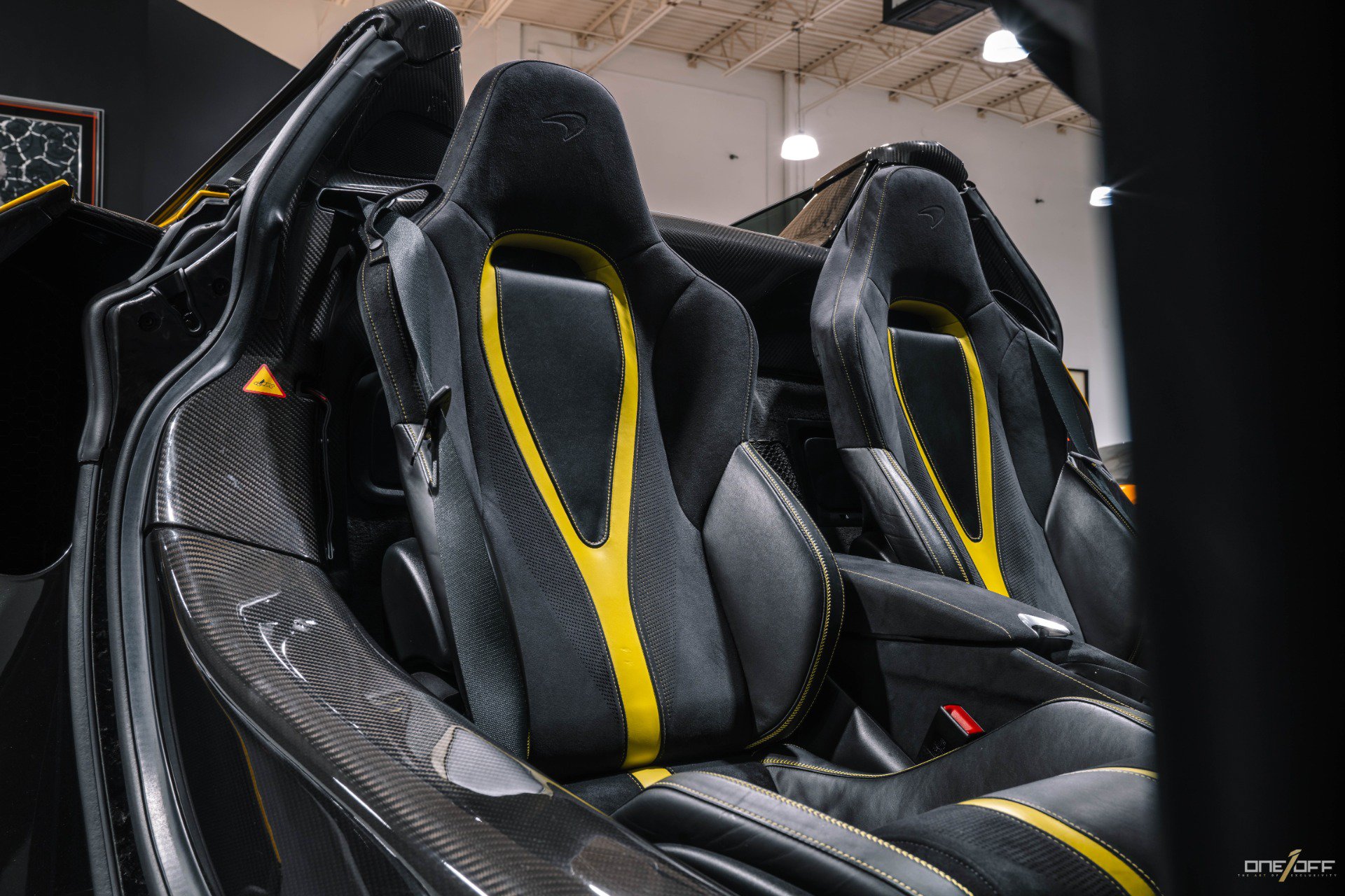 Used 2020 McLaren 720S Performance RWD image 2