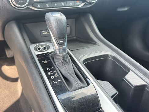 Used 2023 Nissan Sentra SV w/ All-Weather Package FWD image 25