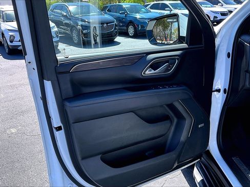 Used 2023 Chevrolet Tahoe LT RWD image 18
