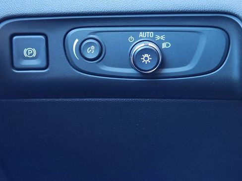 Used 2019 Buick Enclave Premium w/ Experience Buick Package image 21