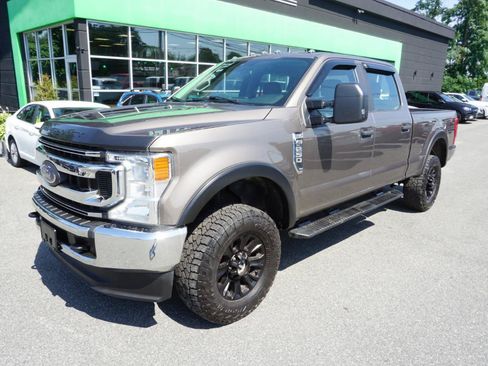 Used 2021 Ford F250 XL w/ STX Appearance Package AWD/4WD image 2
