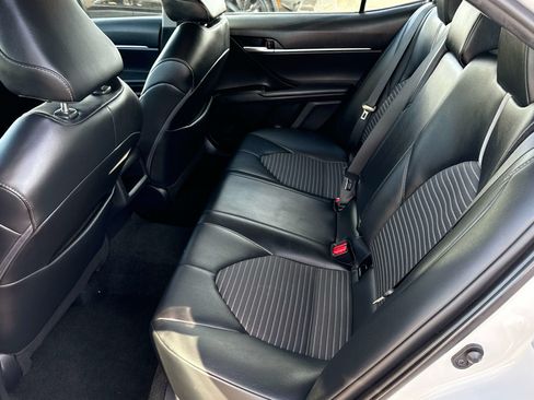Used 2023 Toyota Camry SE FWD image 13