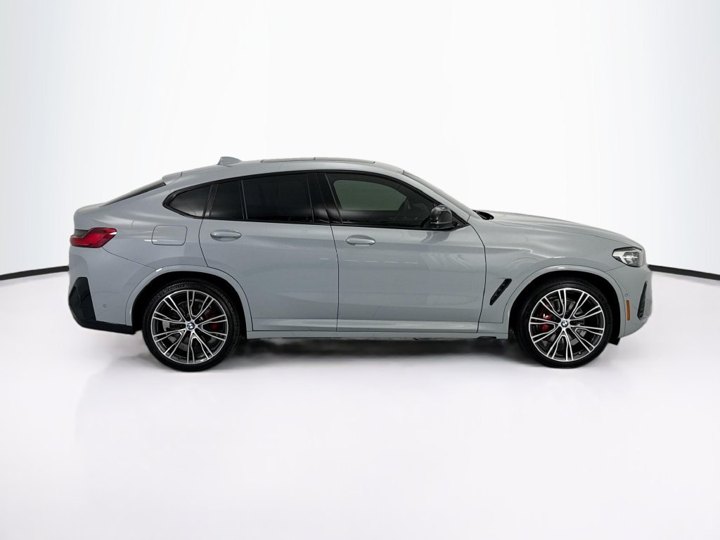 Used 2022 BMW X4 M40i w/ Premium Package AWD/4WD image 4