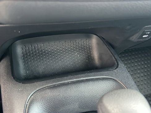 Used 2023 Toyota Corolla LE image 18