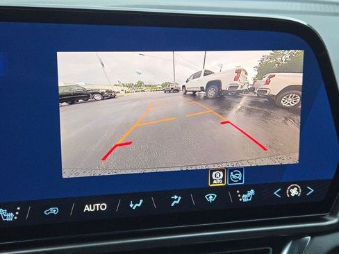 New 2026 Chevrolet Equinox EV LT w/ Comfort Package FWD image 23