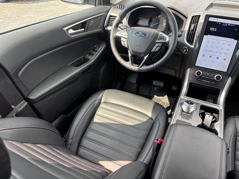 Used 2024 Ford Edge SEL w/ Convenience Package AWD/4WD image 14