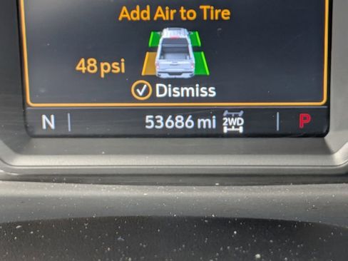 Used 2023 GMC Sierra 2500 AT4 image 25