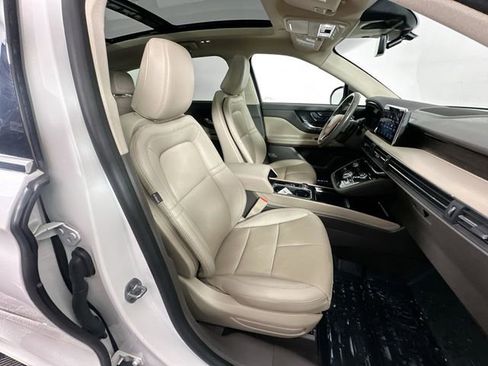 Used 2022 Lincoln Corsair Grand Touring image 30