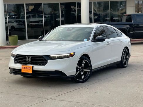 Used 2023 Honda Accord Sport image 10