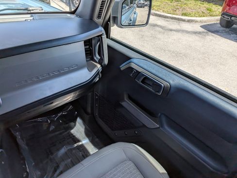 Used 2021 Ford Bronco Outer Banks AWD/4WD image 18