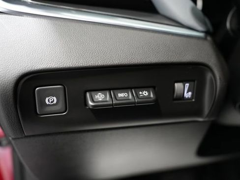 Used 2024 Buick Enclave Premium AWD/4WD image 15
