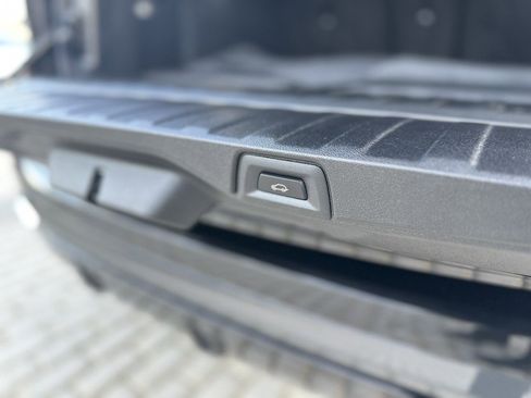 Certified 2023 BMW X5 sDrive40i w/ M Sport Package image 7