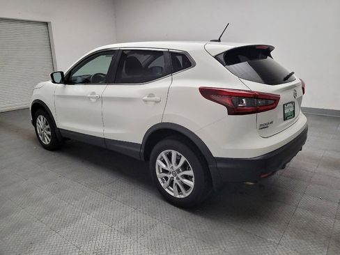 Used 2021 Nissan Rogue Sport S image 3