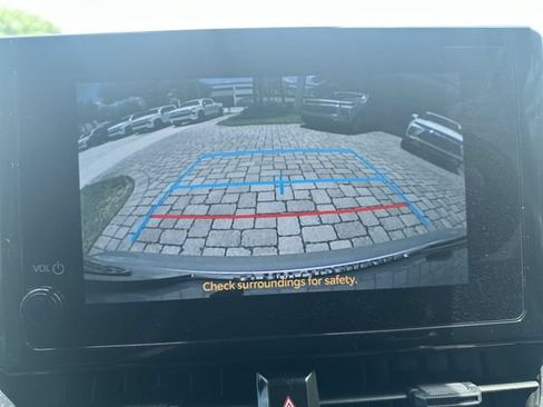 Used 2024 Toyota Corolla LE FWD image 24