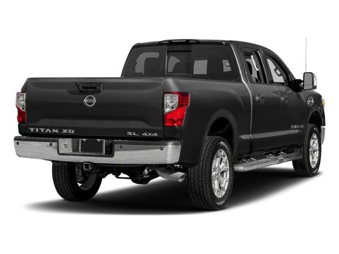 Used 2018 Nissan Titan SL w/ Texas Titan Edition image 2