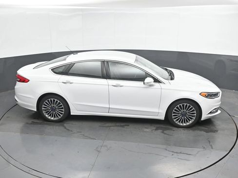 Used 2017 Ford Fusion SE w/ Fusion SE Technology Package FWD image 34