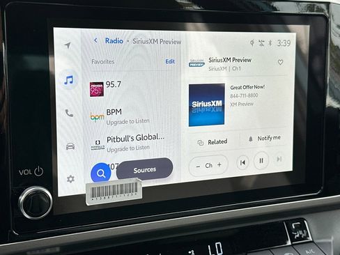 Used 2026 Toyota Camry SE image 18