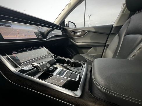 Used 2020 Audi Q8 Premium Plus w/ Premium Plus Package image 48