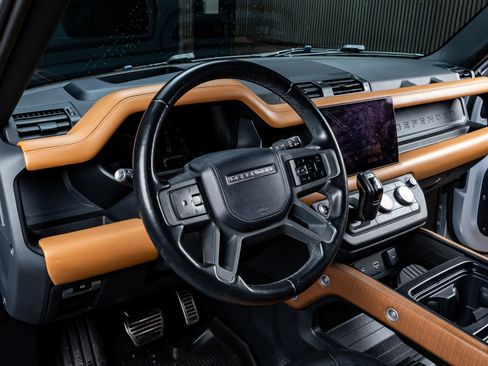 Used 2023 Land Rover Defender 110 X image 12