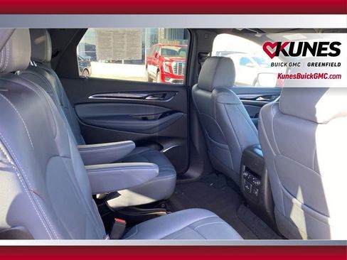 Used 2024 Buick Enclave Premium image 36