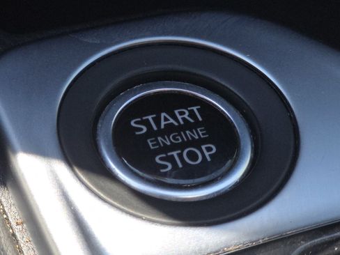 Used 2024 Nissan Sentra SV FWD image 30