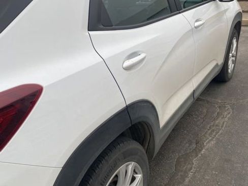 Used 2023 Chevrolet TrailBlazer LS image 4