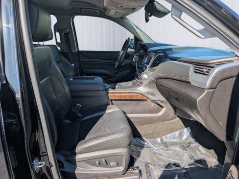 Used 2017 Chevrolet Tahoe LT AWD/4WD image 10