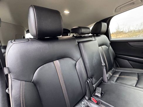 Used 2024 MAZDA CX-90 3.3 Turbo w/ Select Package image 28