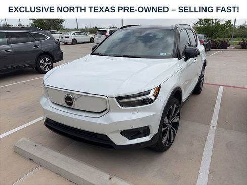 Used 2022 Volvo XC40 P8 Recharge Plus AWD/4WD image 1