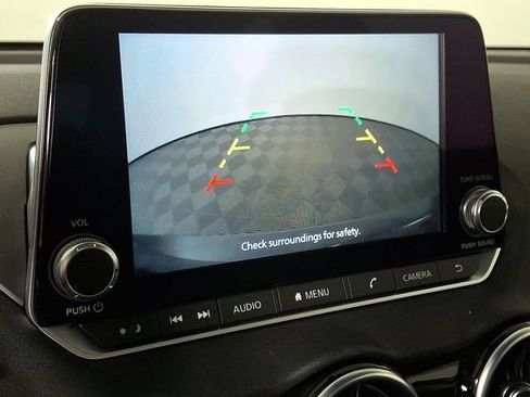 Used 2025 Nissan Sentra SV FWD image 4