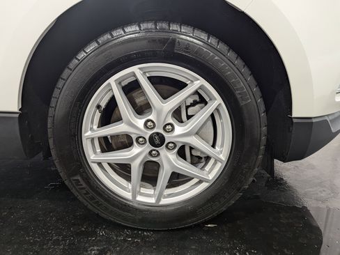 Used 2024 Ford Edge SEL w/ Convenience Package image 6