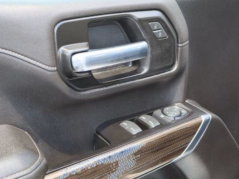 Used 2022 Chevrolet Silverado 2500 LT AWD/4WD image 20