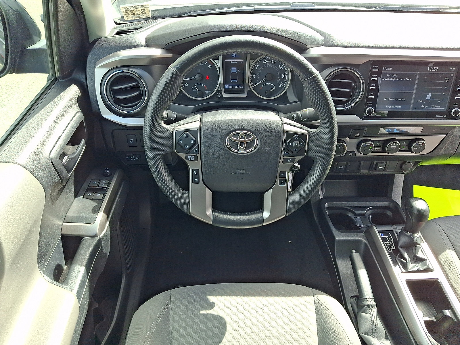 Certified 2022 Toyota Tacoma SR5 AWD/4WD image 12