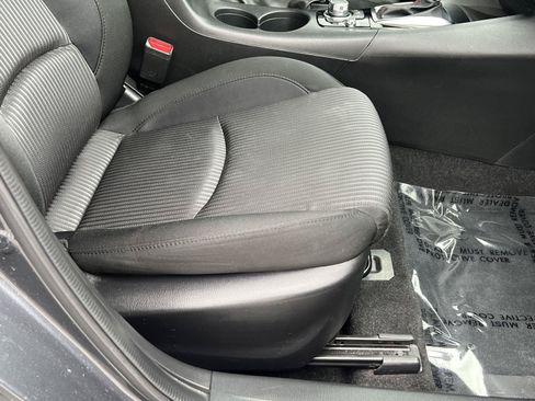 Used 2016 MAZDA MAZDA3 i Touring w/ Popular Equipment Package FWD image 18