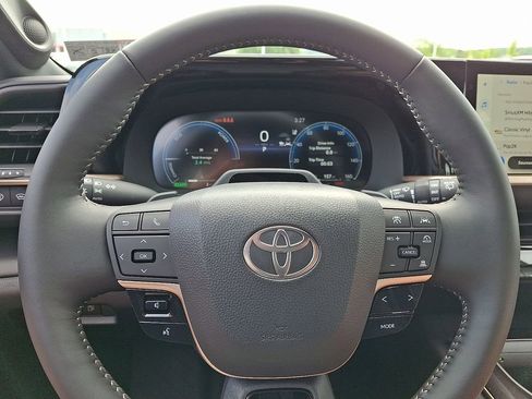 New 2026 Toyota Crown Signia AWD/4WD image 15