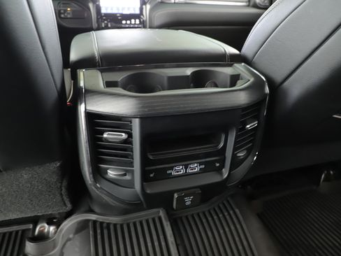 Certified 2024 RAM 2500 Limited image 30