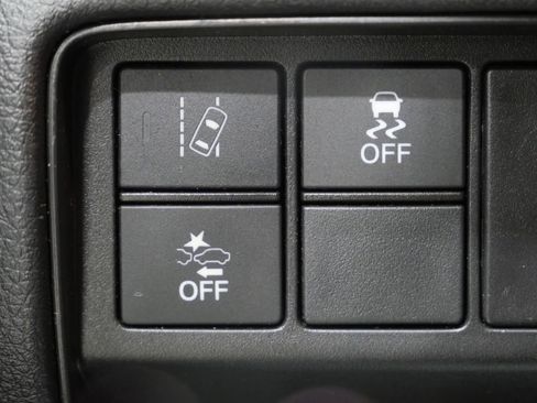 Used 2020 Honda CR-V LX image 14